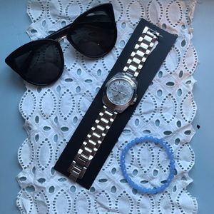 NWT New York & Company Women’s Wristwatch